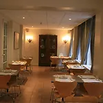 Grand Museum Hotel, Bw Signature Collection 호텔 4*