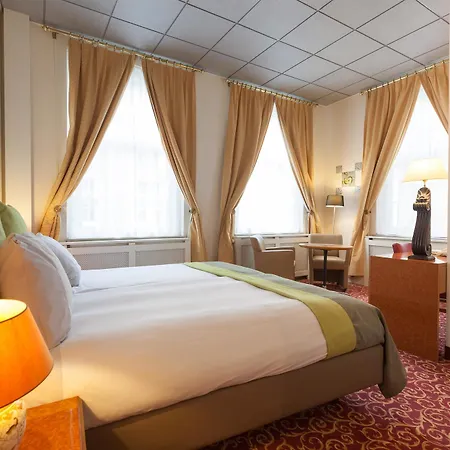 Grand Museum Hotel, Bw Signature Collection 4* Delft