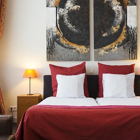 Hotel Grand Museum Hotel, Bw Signature Collection 4*