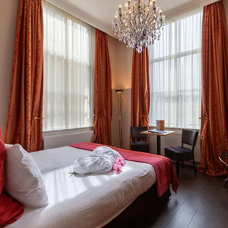 Hotel Grand Museum Hotel, Bw Signature Collection 4*