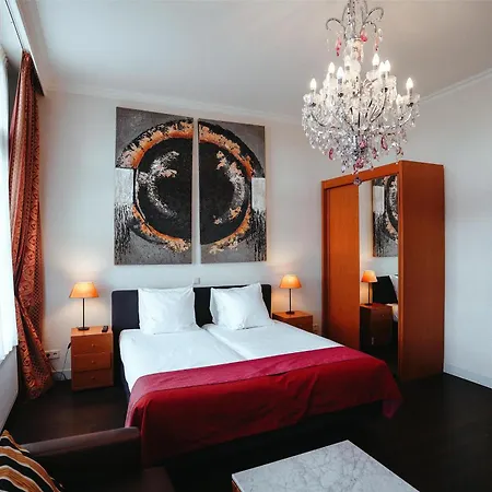 Grand Museum Hotel, Bw Signature Collection Szálloda