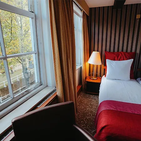 Szálloda Grand Museum Hotel, Bw Signature Collection