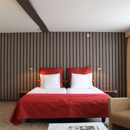 Grand Museum Hotel, Bw Signature Collection Delft