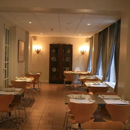 Grand Museum Hotel, Bw Signature Collection Szálloda 4*