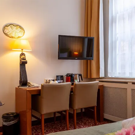 Grand Museum Hotel, Bw Signature Collection 4* Delft
