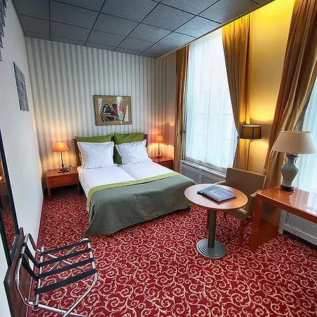 Grand Museum Hotel, Bw Signature Collection