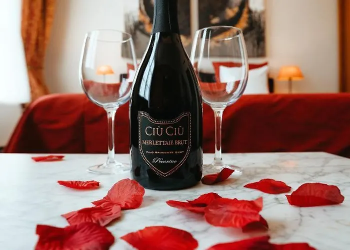 Grand Museum Hotel, Bw Signature Collection