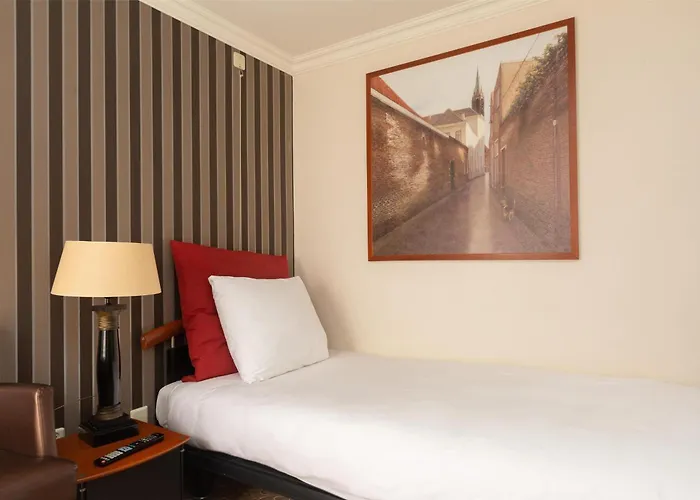 Grand Museum Hotel, Bw Signature Collection 4* Delft