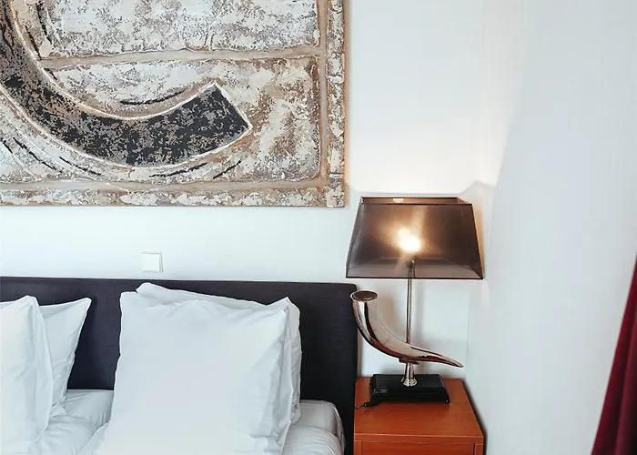 Grand Museum Hotel, Bw Signature Collection Hotel