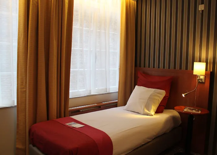 Grand Museum Hotel, Bw Signature Collection