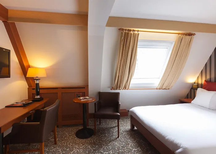 Grand Museum Hotel, Bw Signature Collection Hotel