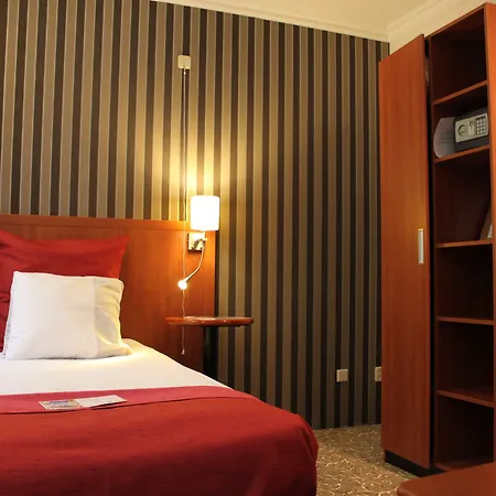 Grand Museum Hotel, Bw Signature Collection