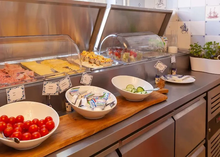 Grand Museum Hotel, Bw Signature Collection 4*