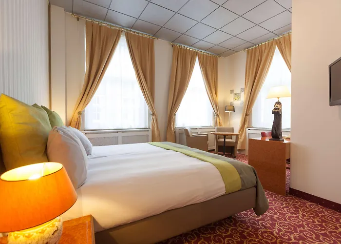 酒店 Grand Museum Hotel, Bw Signature Collection 代夫特